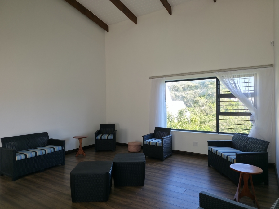 4 Bedroom Property for Sale in Noorsekloof Eastern Cape